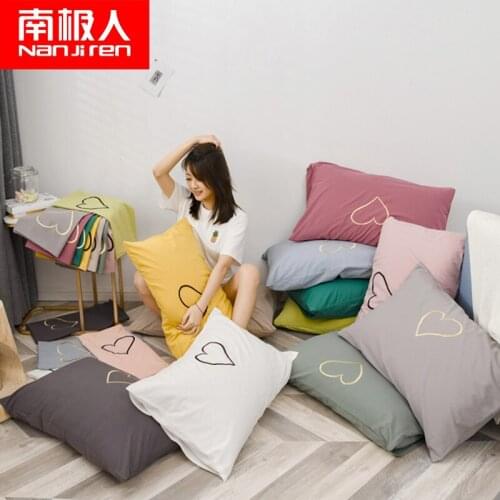 Antarctic peoples cotton washed cotton pillowcases Cotton embroidered pillowcases are packed in pairs for students