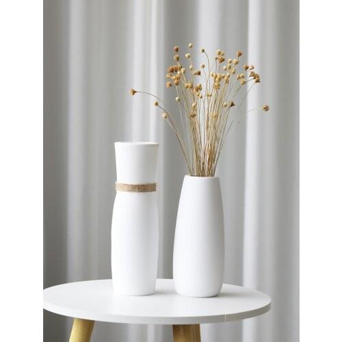 Creative modern ceramic vase with flower arrangement, white flower dryer, home decoration ceramic decor