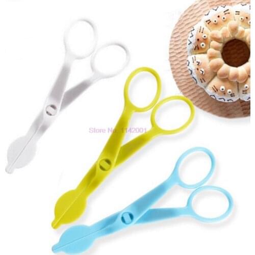 2000pcs Cake Tool Delicate Flower Lifter Icing Fondant Cake Decorating Tool Plastic Move Scissor Clip Cream Transfer