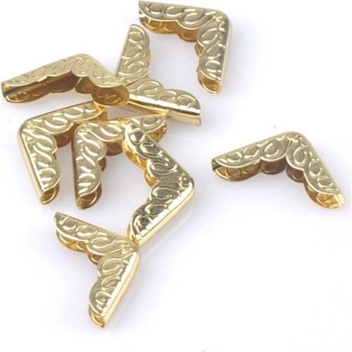 40Pcs Gold Metal Book Corner Trilateral Albums Menus Folders Flower Printed Protectors Decor Supplies 15x15x3mm CP1611