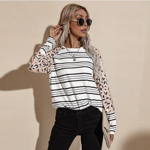 2021 Autumn and Winter Long-sleeved Printed Striped T-shirt Womens Round Neck Loose and Comfortable Top with Unique Design