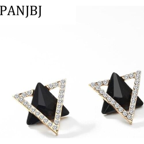 Trendy Alloy Black Triangle Crystal Stud Earrings 2019 Elegant Korean Style Women Small Earring Fashion Jewelry High Quality