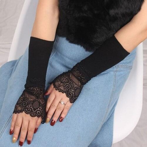 Sexy Hollow Lace Gloves Autumn Thin Long Knit Elastic Fingerless Fake Sleeves Women Half Finger Cycling Driving Warm Mittens M84