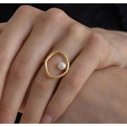 New Trend 2021 Luxury Brand Personality Designer Pearl Beads Gold Ring For Women Teens Fashion Jewelry Party Gift