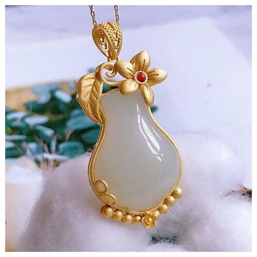 Natural Hetian Jade Plant Vase Pendant Necklace Chinese Style Retro Unique Ancient Gold Craft Charm Womens Silver Ornaments