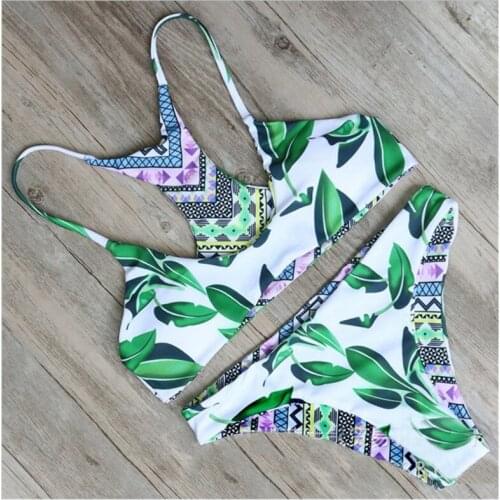 Manufacturers Low-Cost Wholesale Burst Bouble-Sided Retro Printing Breathable Green Straps Women Swimwear Bikini