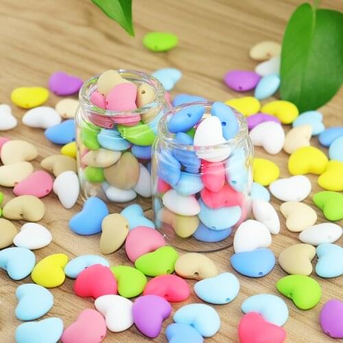 30pcs Heart Shape Silicone Beads Baby Teething Toys Teether Product Pacifier Chain Pandents Food Grade Silicone Teething Beads