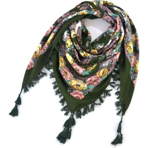 New Winter Scarf For Women Bohimian Style Square Scarves Tassel Printed Elegant Women Wrap Fashion Ladies Shawls Wholesale