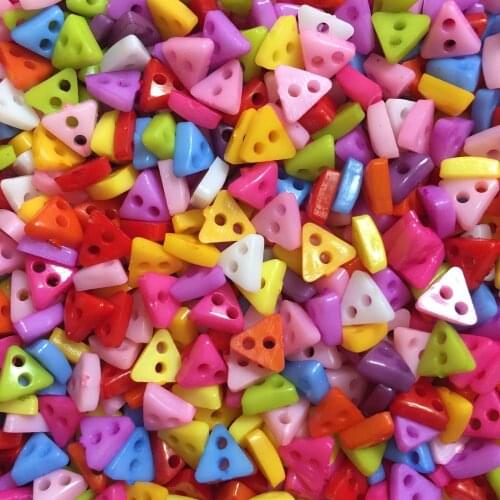 1000pcs Mixed 6mm Mini Tiny Buttons Plastic Triangle Sewing 2 Holes Button Embellishments Scrapbooking Cardmaking