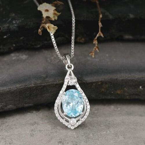 BeBe Kitty Fashion Designed Necklaces Blue Stone Pendant Necklace Vintage Necklaces Women Crystal Decoration Moon Accessories