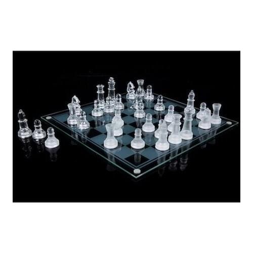 GLASS CHESS GLASS CHESS KIT (20 CM X 20 CM) strategy game wisdom logic turk Arab dubai