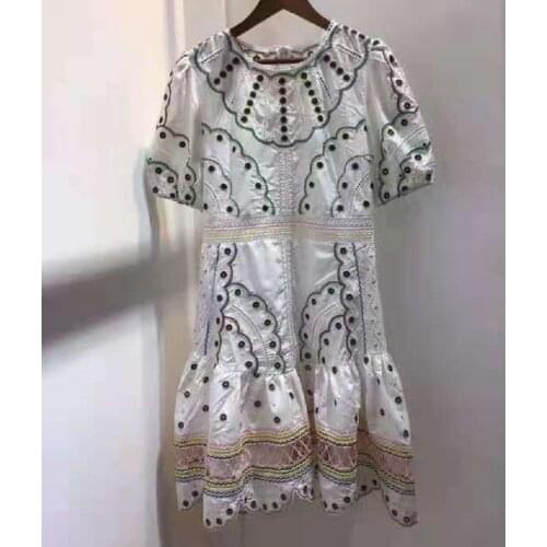 Top Quality Womens Dress 2021 Summer Style Ladies Exquisite Embroidery Short Sleeve Slim Fit A-Line White Black Dress Cotton