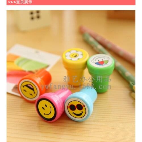 6pcs Round Shape Lovely Children Smile Self-Inking Stamp Encouragement Words Teacher Comment