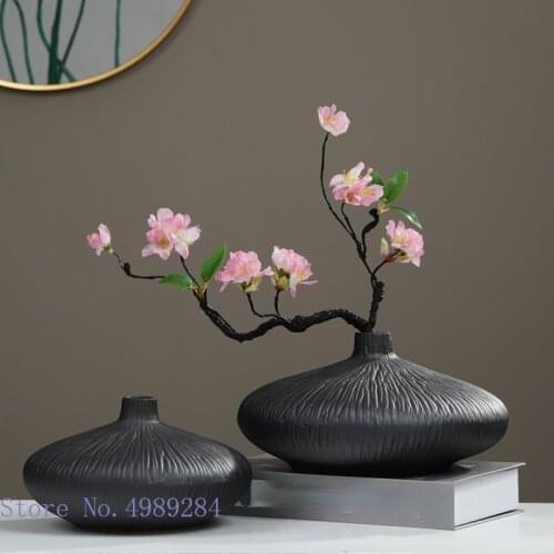 Chinese style Ceramic vase Circular pattern Handmade Desktop ceramic crafts ornaments Buddhism Flower vase Home Decoration