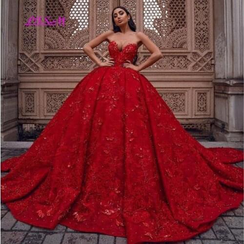 Luxury Red Lace Crystals Quinceanera Dresses Ball Gown Sweetheart Appliques Puffy Sweet 16 Dresses Elegant Evening Dress