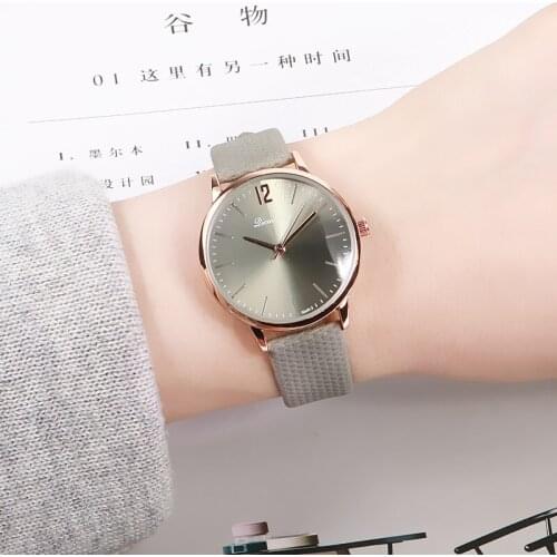 Retro Design Avocado green Women Watches Leather Band Quartz Wrist Watch Top Brand Luxury Fashion Clock Saat montre femme