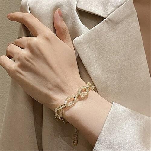 2021 Women Fashion Design Sense Brushed Crystal Mesh Oval Splicing Bracelet High-end Sense Versatile Light Luxury Bracelet Women