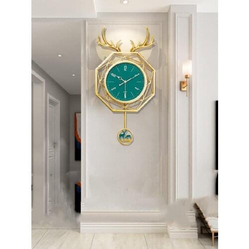 Nordic deer head clock wall clock living room modern minimalist creative watch fashion household clock can be hung