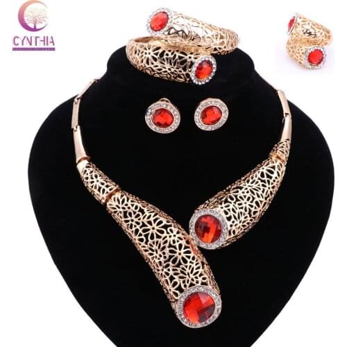 Trendy women necklace for party wedding Exclusive sales jewelry sets statement necklace boho crystal with earrings