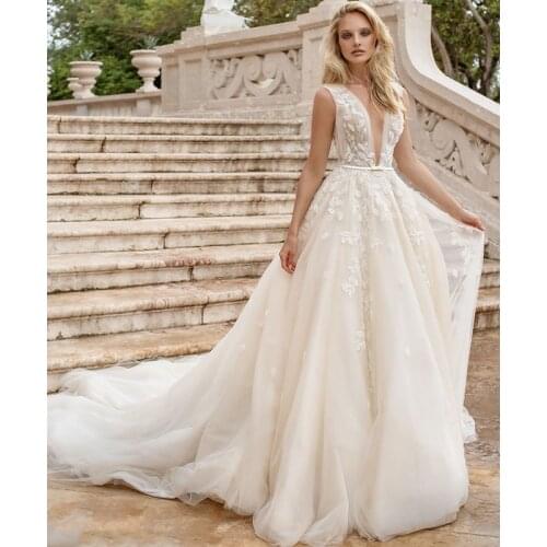Verngo Boho Wedding Dress Elegant Lace Appliques Wedding Gowns Backless Bride Dress 2020 Abiti Da Sposa