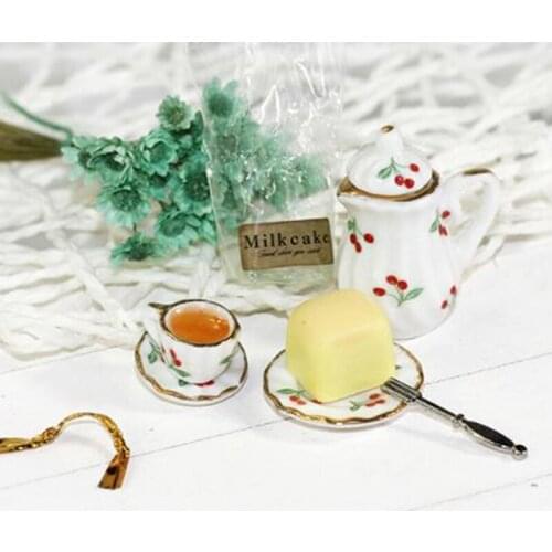 1pcs 1/12 Dollhouse Miniature Accessories Mini Bread Milk Cake Simulation food Model Toys for Doll House Decoration