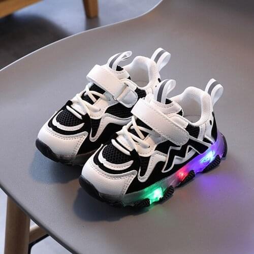 2021 Toddler Infant shoes New Led Kids Shoes With Light boys girls superstar shoes women,Men Fashion Light Up Led Glowing Shoes