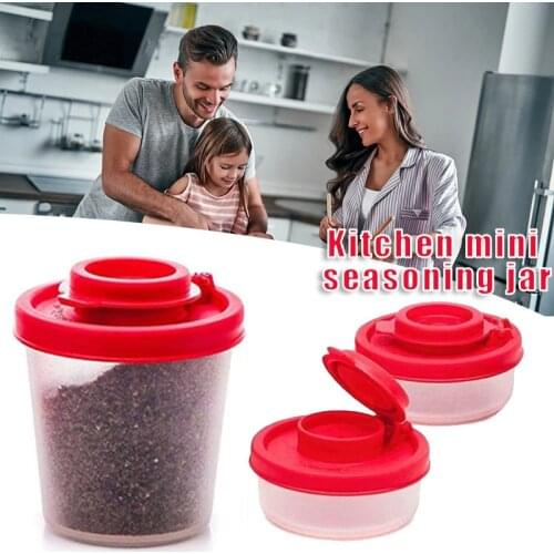 Salt and Pepper Shakers Moisture Proof Salt Shaker for Camping Picnic Outdoors Kitchen Clear Body with Red Lids TS2