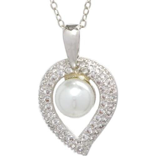 1PCS Simple Creative Leaf Pearl Pendant Necklace For Women Charm Design Sweater chain Fashion Ladies Party Jewelry Gifts