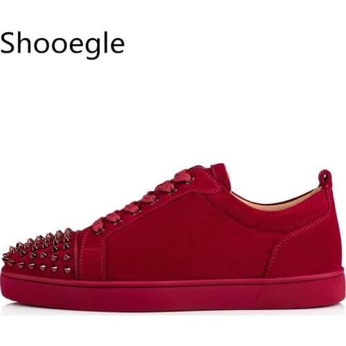 Spring Suede Leather Men Shoes Casual Rivets Stud Flat Shoes Fashion Spike Sneakers Red Black Grey Leather Men Casual Shoes