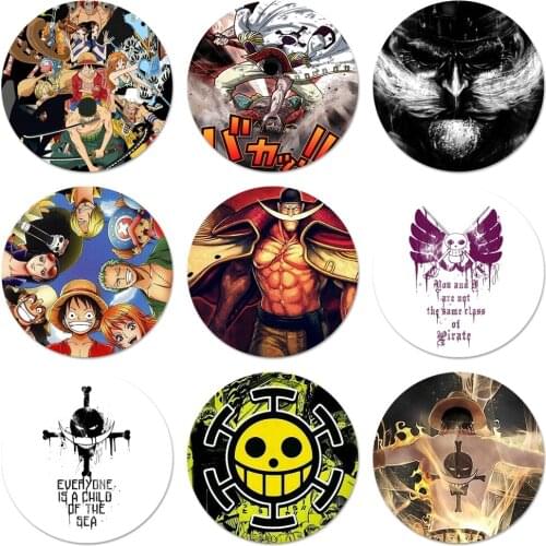 58mm One piece White Beard Flag Icons Pins Badge Decoration Brooches Metal Badges For Backpack Decoration