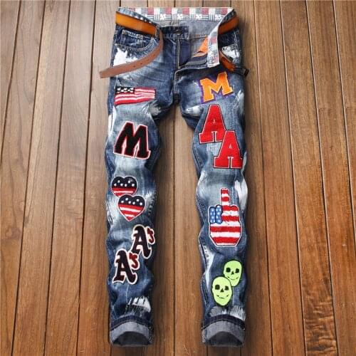 Autumn New Style Small Straight Tube Jeans Patch National Flag Badge Paint Slimming Denim Trousers Trend Mens Fashion Pants