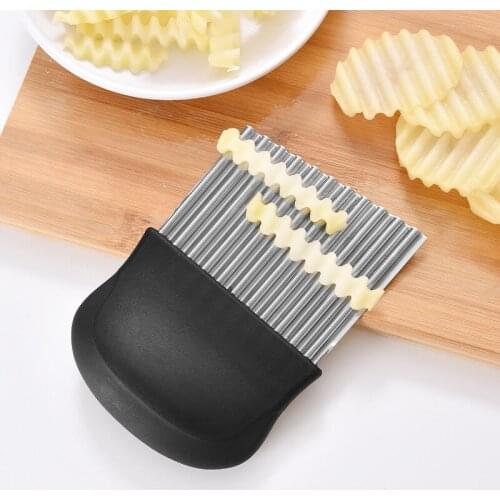 1Pcs Non-slip French Fries Cutter Wave Knife Kitchen Supplies Silver Serrated Blade Stainless Steel/ABS Vegetable Fruit Tool