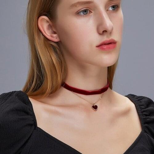 Sexy Velvet Cloth Choker Necklaces Heart Pendants Chocker Necklace Short Clavicle Chains for Women Female Trendy Jewelry