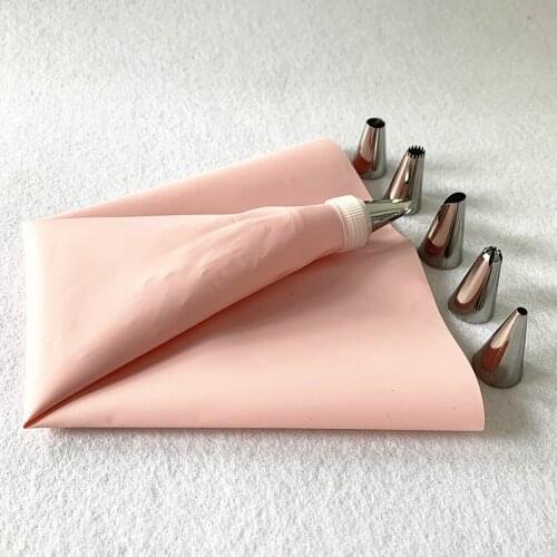 8Pcs/Set Silicone Icing Piping Bag Cream Pastry Bag Cooking Fondant Cake Decorating Tools Pastry Nozzle Set Kitchen Accessories