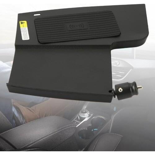 9V-16V Anti-scratch Skid-proof Wireless Charger Compact 15W Car Phone Fast Charging Pad Mat for FORD FOCUS 2019 2020 2021