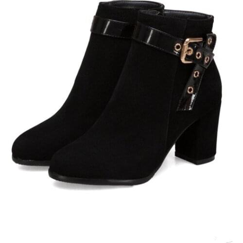 Big Size Small boots retro heavy heel belt buckle European Station Martin boots