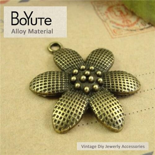 BoYuTe (30 Pieces/Lot) 33*37MM Vintage Diy Accessories Parts Antique Bronze Metal Sunflower Charms for Jewelry Making Findings