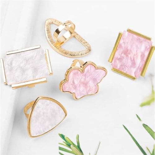 Kapmore 2PCS Nail Ring Palettes Shell Irregular Resin Nail Color Palettes Nail Polish Palettes Nail Color Mixing Display Tools