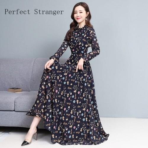 2021 Spring and Summer Womens Long Sleeve Dress Retro Printed Dress Elegant Bow Party Holiday Party Long Swing Dress Lady