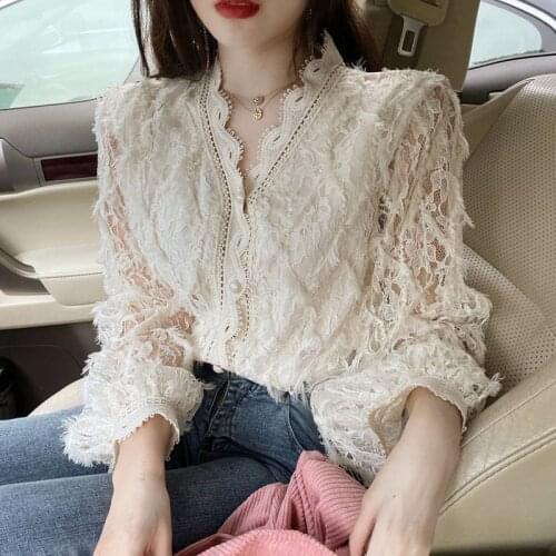 Vintage Long Sleeve Lace Shirt Women Tops Tassel V-neck White Blouse Hollow Out Lace Flowers Woman Blouses Shirts Blusas 16095