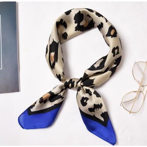 Yishine Autumn Sexy Leopard Print Polyester Shawl for Lady New Style Brand Small Square Scarf Ladies Handbag Scarves 70x70cm