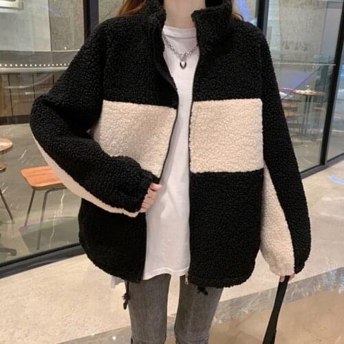 In the fall and winter of 2021 big yards short loose collar leisure coat imitation lambs wool coat