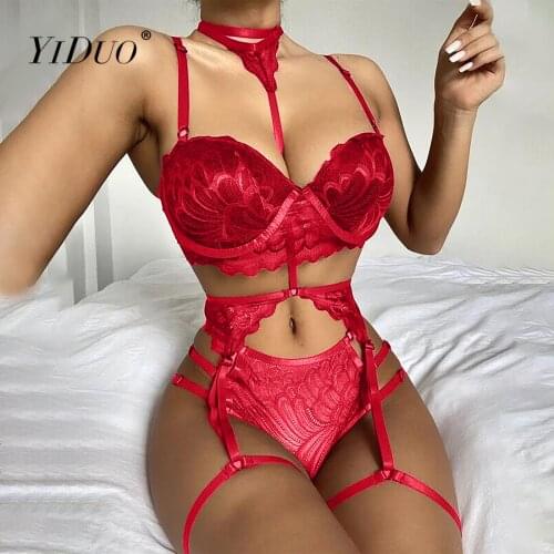YiDuo Red Sensual Lingerie Woman Padded Underwear Set Garter Femme Floral Embroidery Bra G-String Panties Sexy Lace Lingerie Set