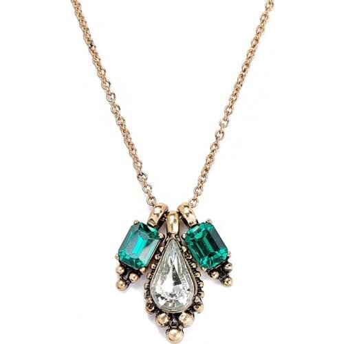 Retro Choker Chains Minimalist Green Red Square Pendant Necklace Simple Design For Women Handmade Jewelry Accessory