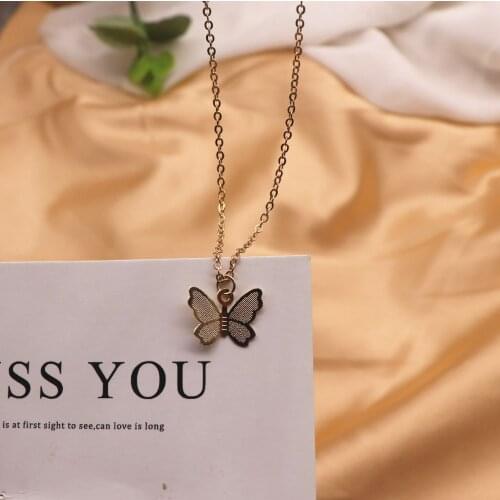 Bohemia Retro Gold Plated Butterfly Necklaces for Women Simple Clavicle Chain Cocktail Party Gifts Charm Women Wedding Jewelry