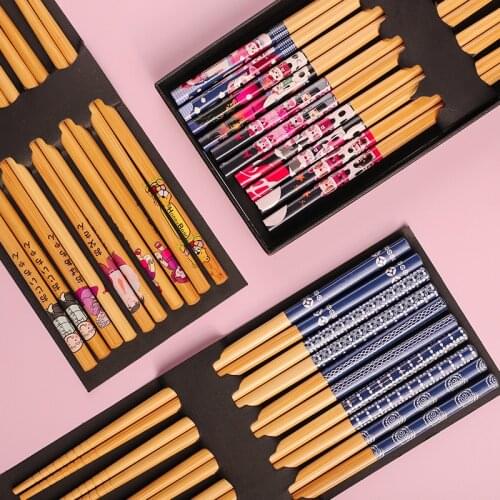 BalleenShiny Japanese-style Portable Tableware Bamboo Printing Chopsticks Home Restaurant Hotel 5 Pairs Of Chopsticks Gift Box