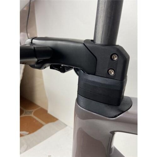 2021 new ultra-light carbon fiber bicycle 700C, a variety of colors customized SL7 frame BSA bottom bracket