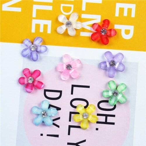 Julie Wang 40PCS Resin Flower Charms No Nail Random Mixed Colors Small Flat Back Flowers Pendant Jewelry Making Accessory Decor