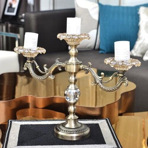 Metal Classical Candle Holder Copper Luxury European Style Candle Holder Three Head Vintage Centro De Mesa Table Decor BS50CH
