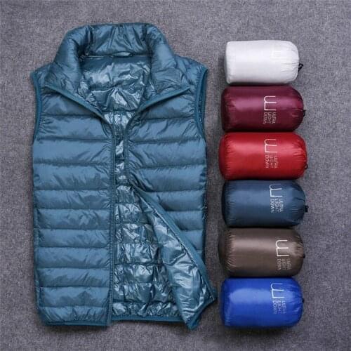 2021 Winter Men White Duck Down Vests Sleeveless Jacket Ultra Light Waistcoat Autumn Slim Men Short Jackets Coats Outerwear